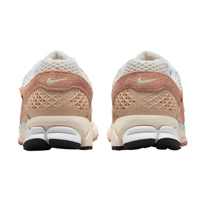 NK Zoom Vomero 5 Tan Light Green