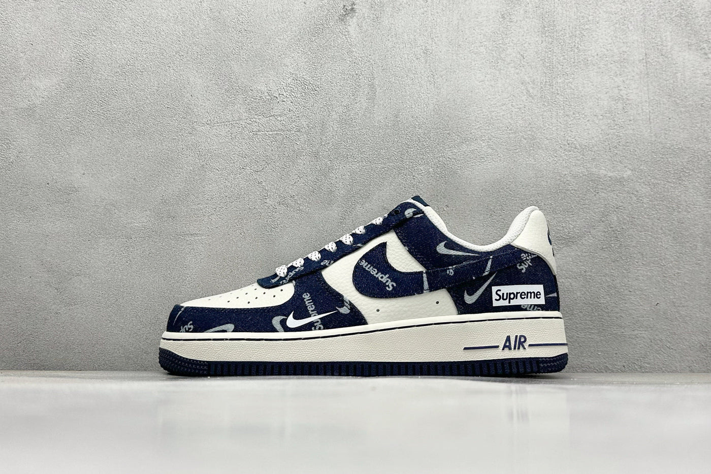 NK Air Force 1 Supreme - Navy Blue/White