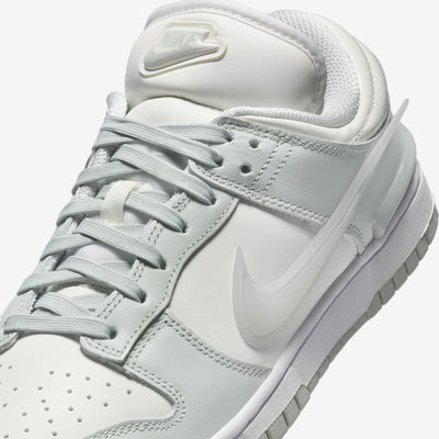 NK Dunk Low Twist -  Light Silver/White