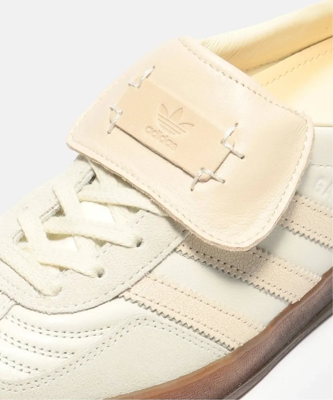 Ad x FTI  Gazelle Indoor - Cream White
