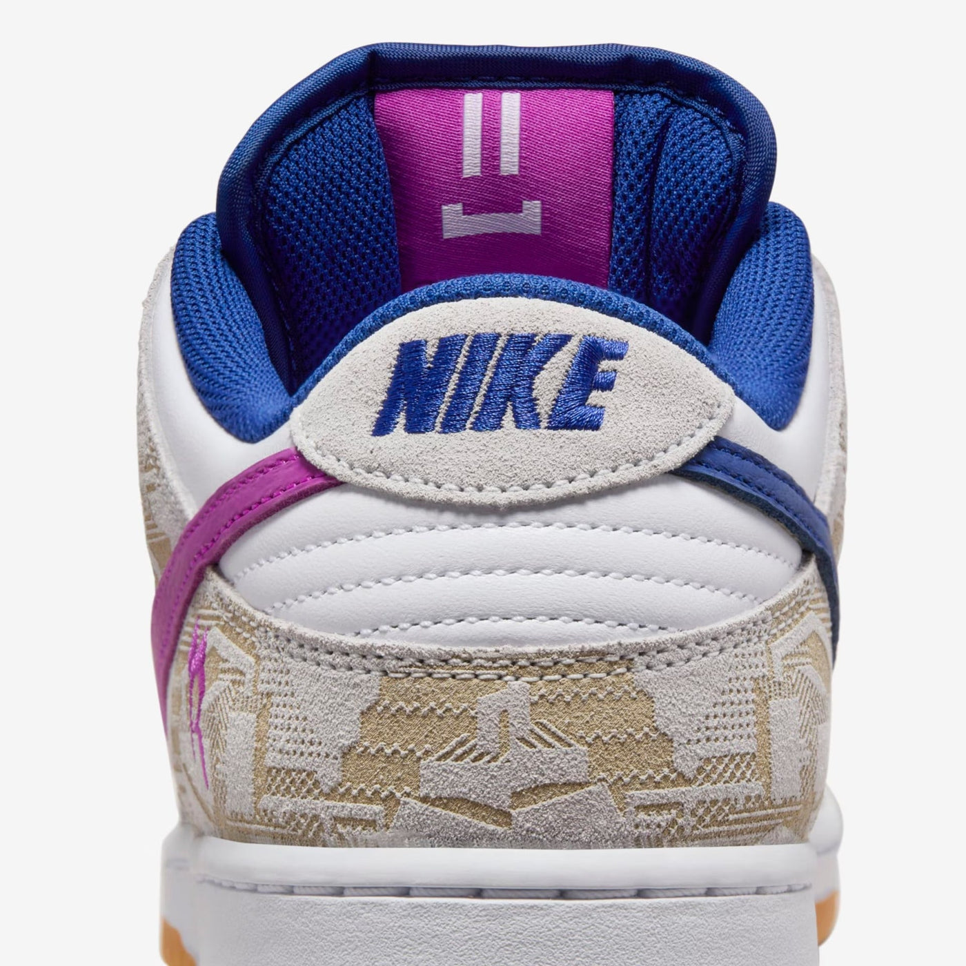 NK SB Dunk Low Rayssa Leal