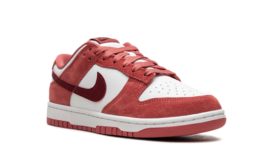 NK Dunk Low Valentine's Day