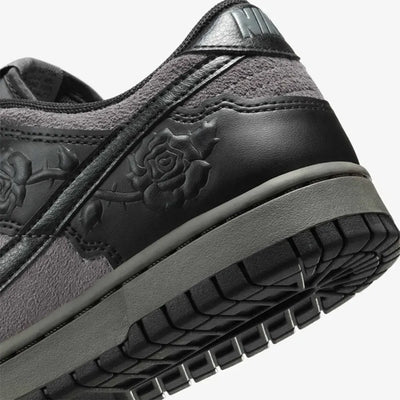 NK Dunk Low - Black Roses