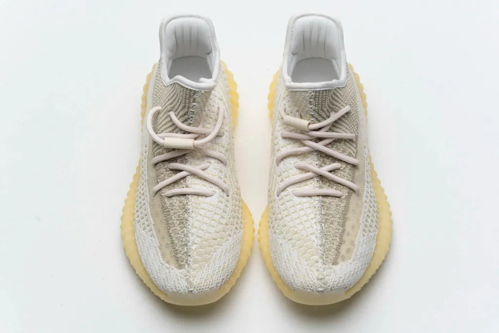Ad Yeezy Boost 350 V2
