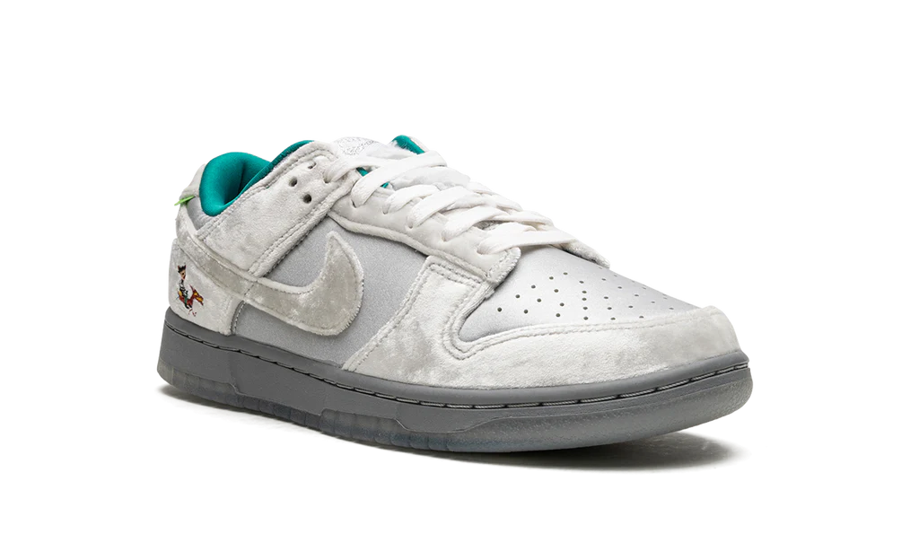 NK Dunk Low Ice