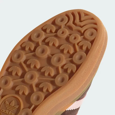 Ad Gazelle Bold - Icey Pink Auburn