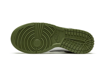 NK Dunk Low Medium Olive