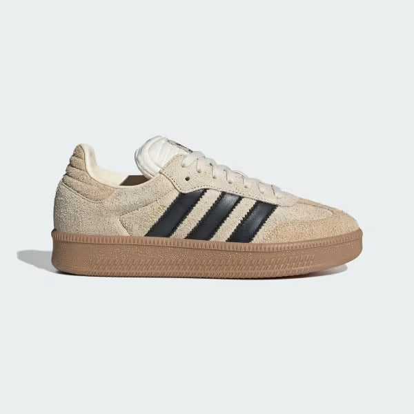 Ad Samba XLG Wonder White/ Core Black/ Gum