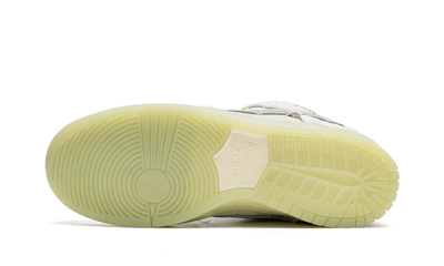 NK SB Dunk Low Mummy