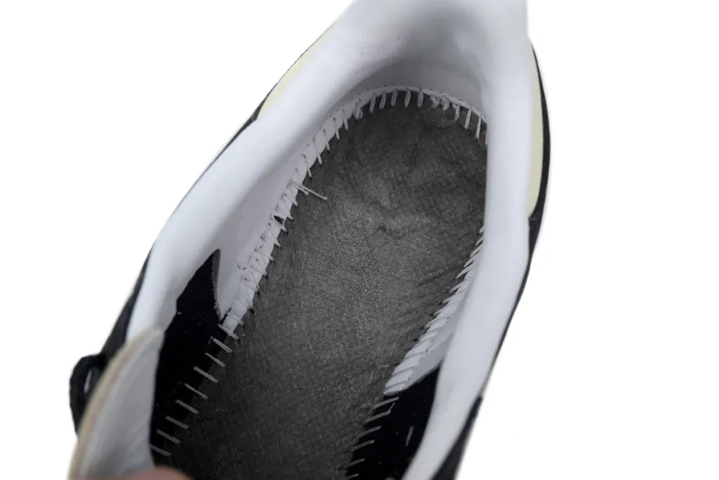 Ad Samba OG - Black/White Gum