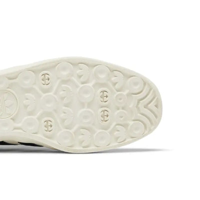 Ad x GC Gazelle - White