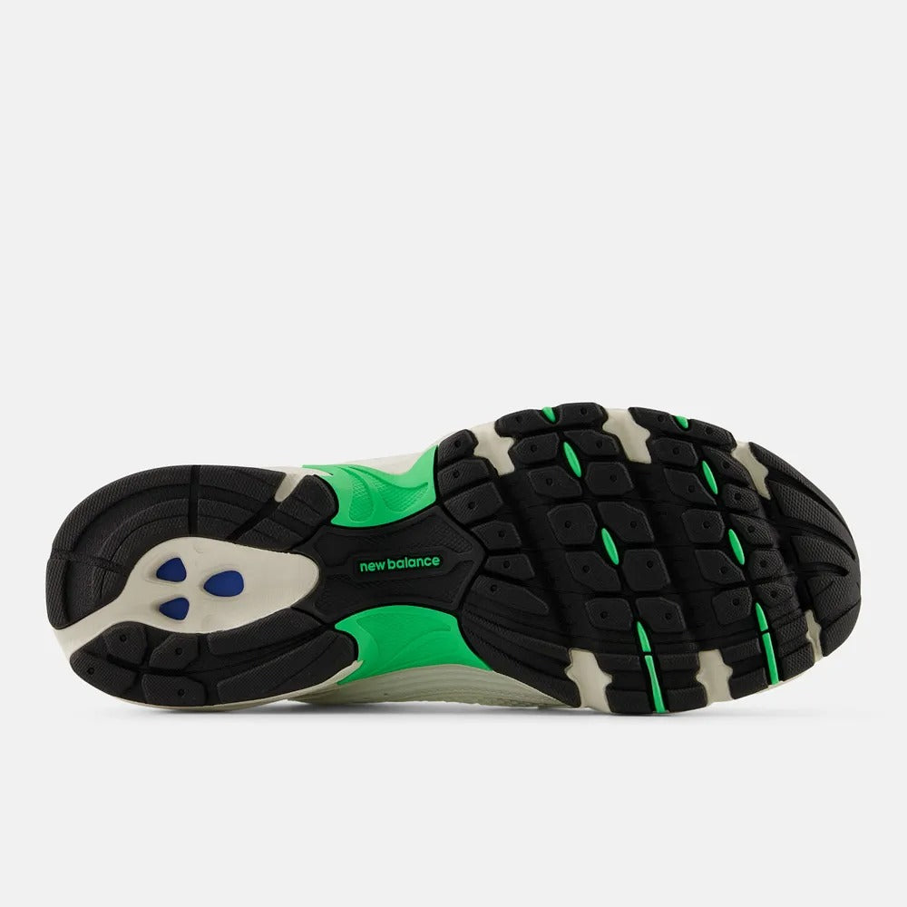 NB 530 – Light Beige/Light Green