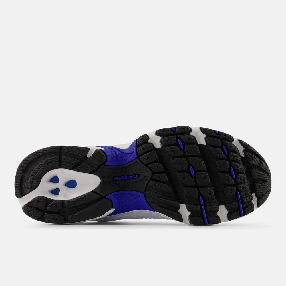 NB 530 – White/Blue