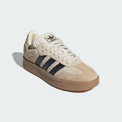 Ad Samba XLG Wonder White/ Core Black/ Gum