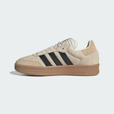 Ad Samba XLG Wonder White/ Core Black/ Gum