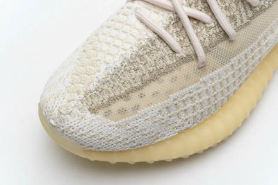 Ad Yeezy Boost 350 V2