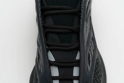 Ad Yeezy 700 V3 Alvah Real Boost