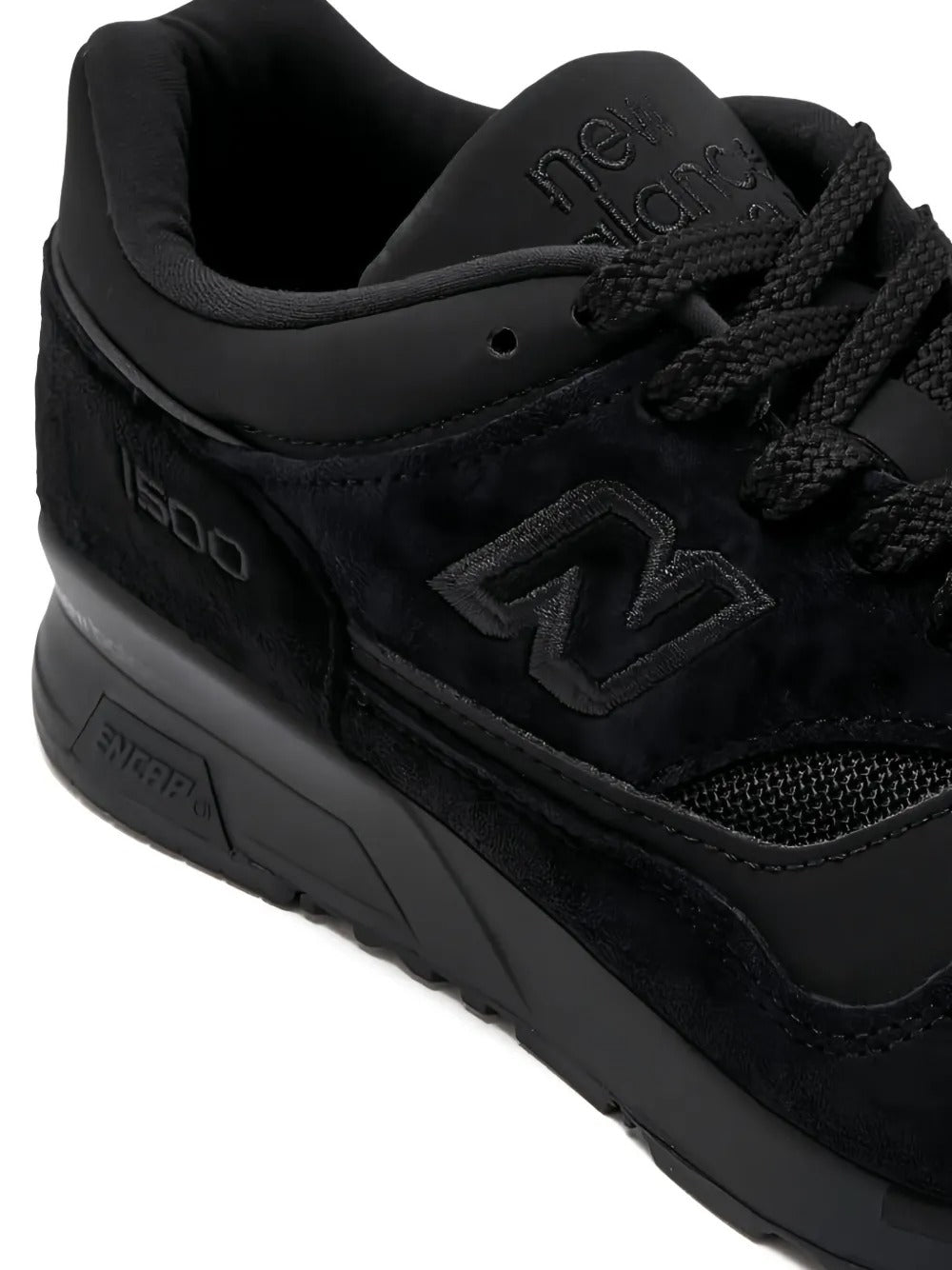 NB 1500 - Triple Black