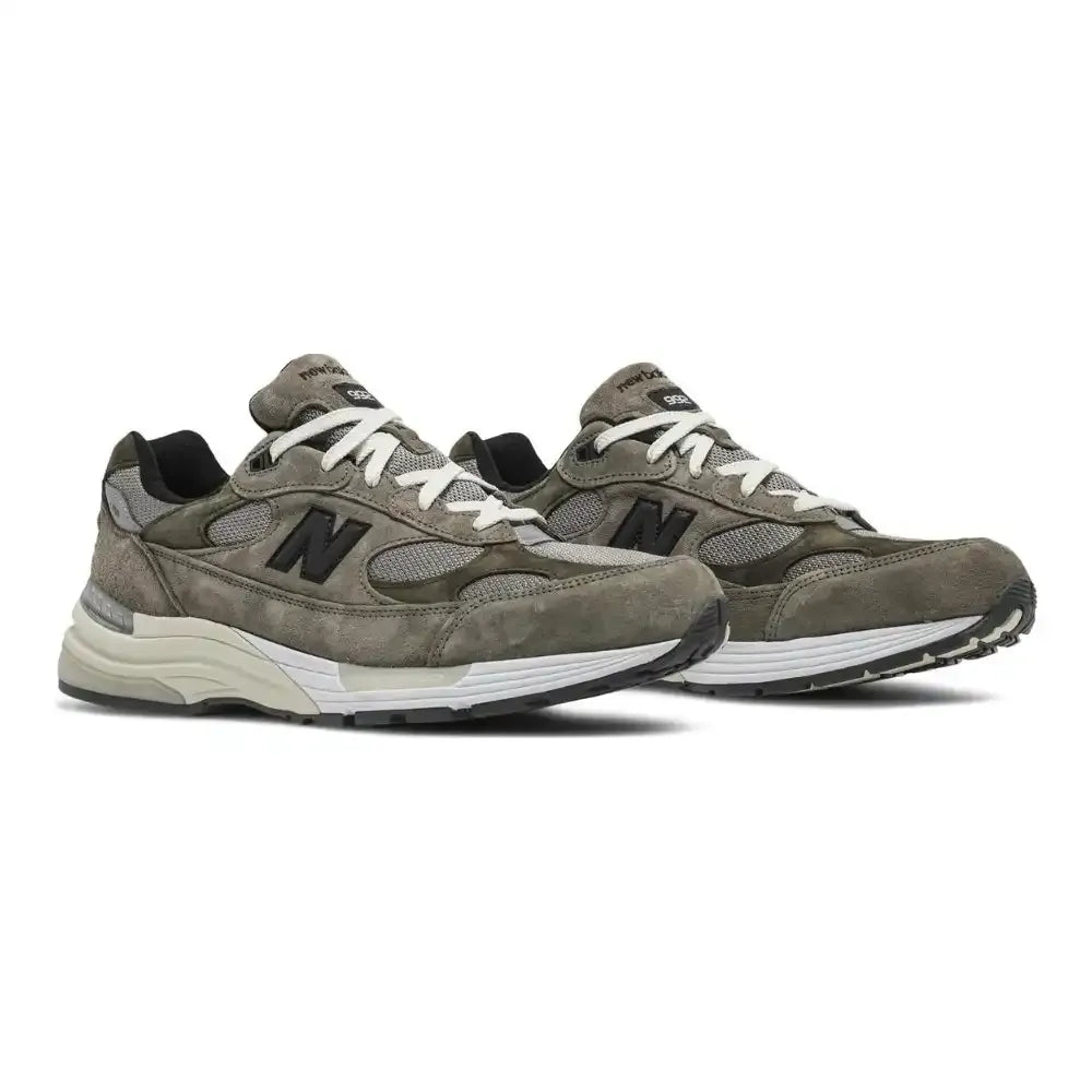 JJJJ x NB 990v3 - Grey