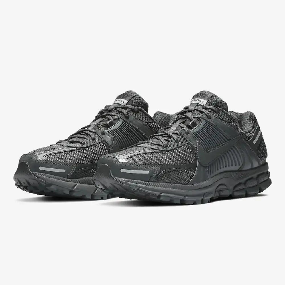 NK Zoom Vomero 5 Anthracite