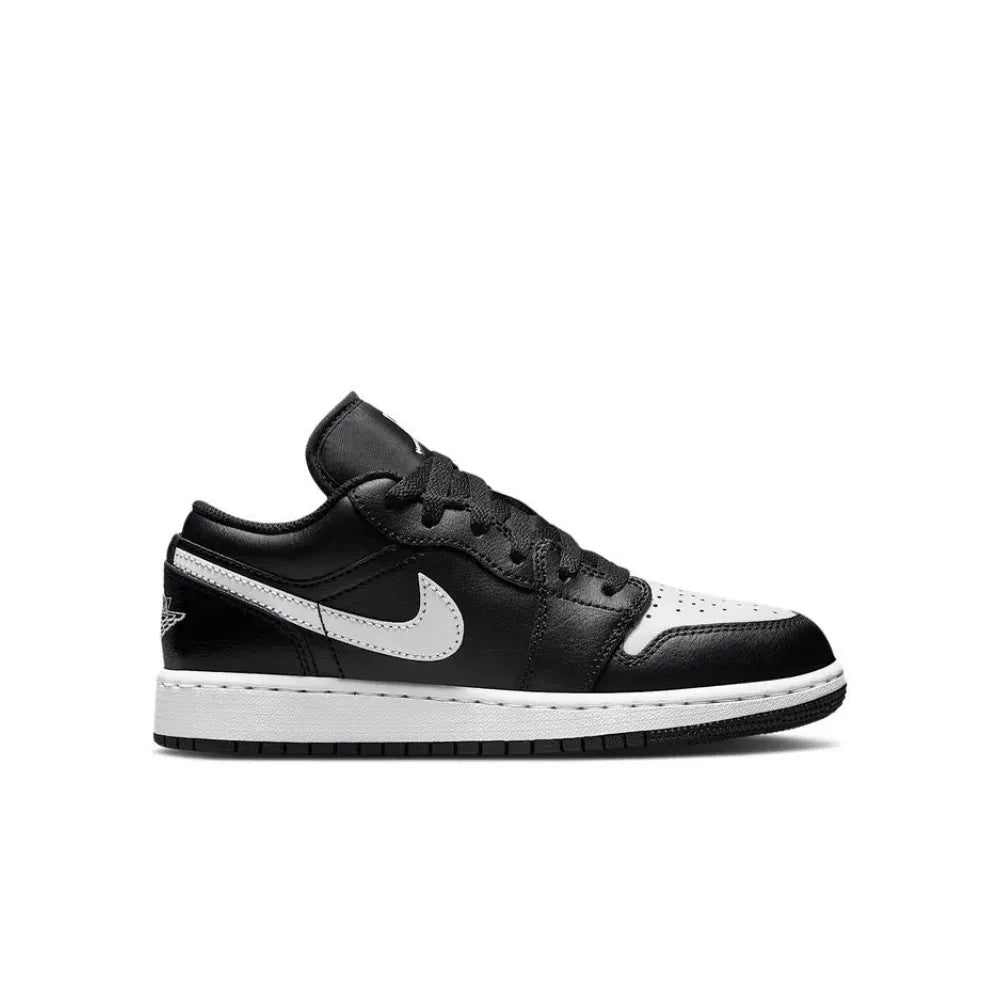 AJ 1 Low - Black Summit White