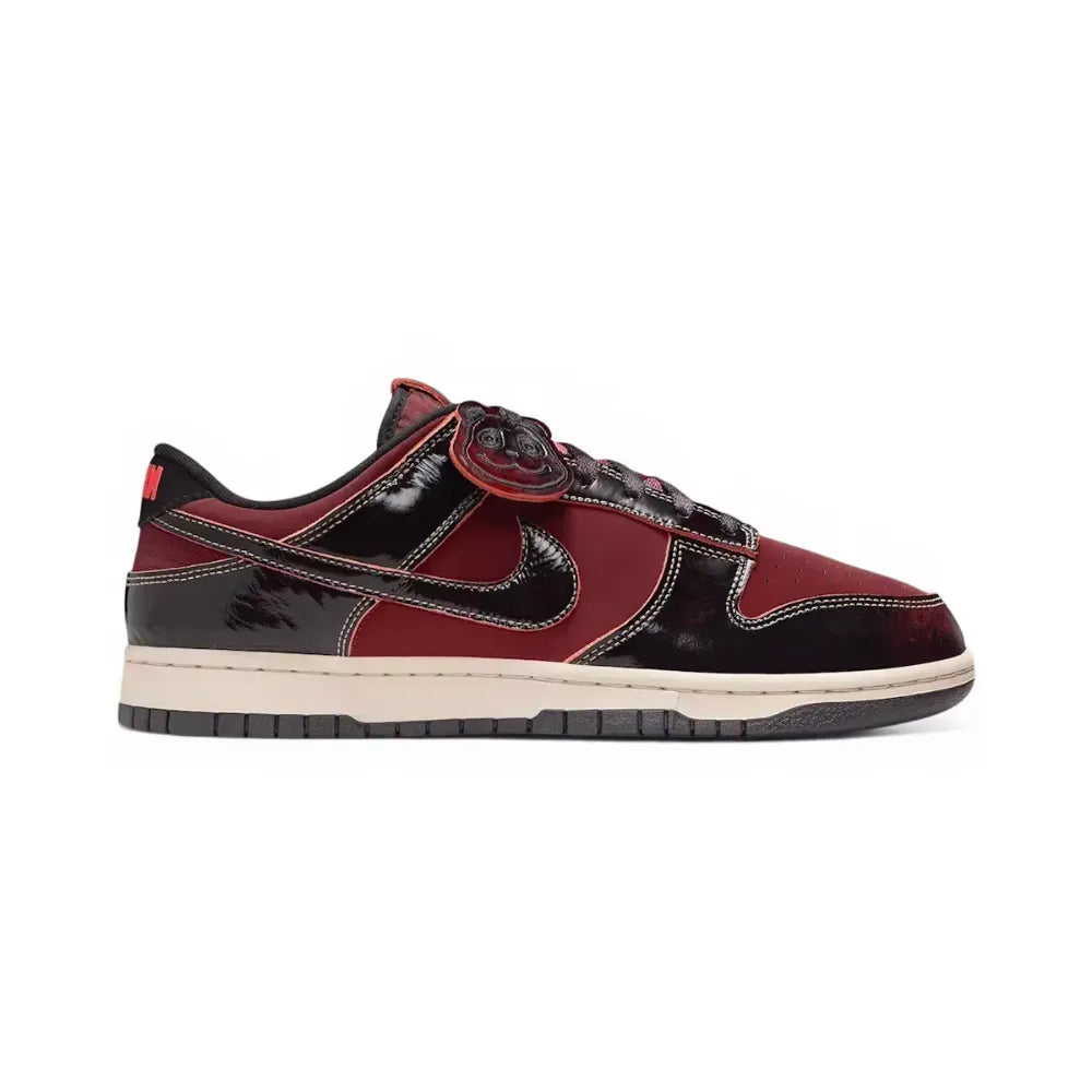 NK Dunk Low - Red Panda