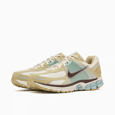 NK Zoom Vomero 5 Team Gold Seafoam