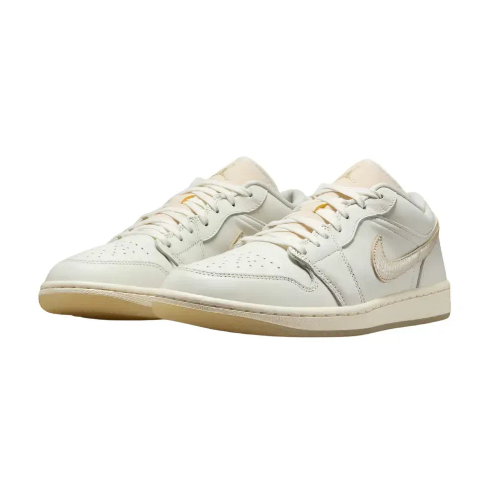 AJ 1 Low - Metallic Team Gold