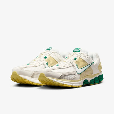 NK Zoom Vomero 5 Back 9