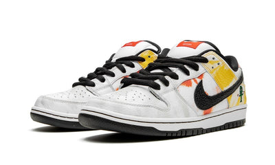 NK SB Dunk Low – Raygun Tie-Dye White