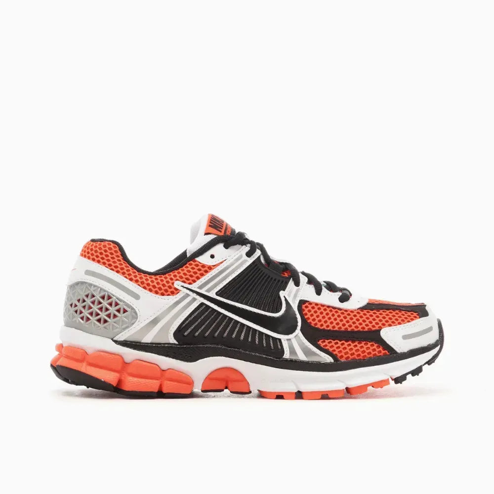 NK Zoom Vomero 5 SE Bright Crimson