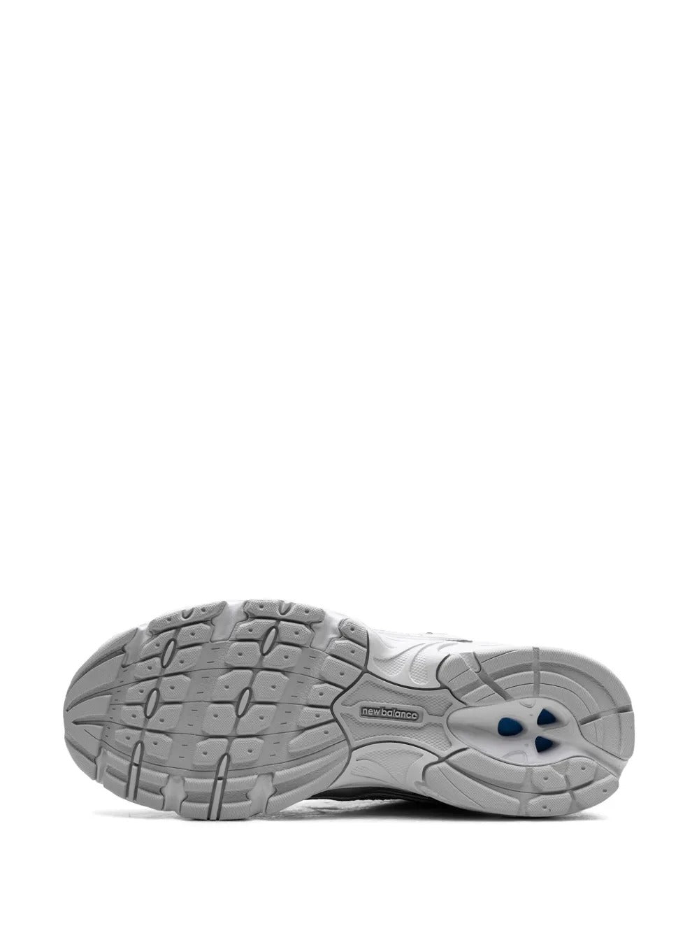 NB 530 – Moonbeam/Silver Metallic