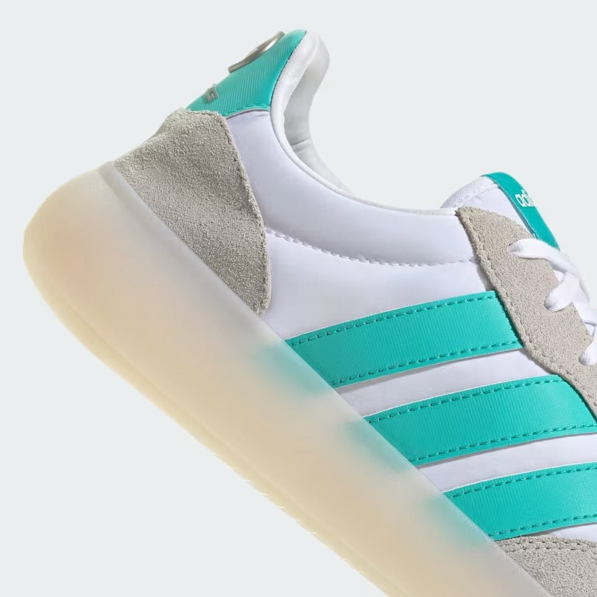 Ad Mercedes - AMG Petronas Formula One Team Barreda Decode Shoes