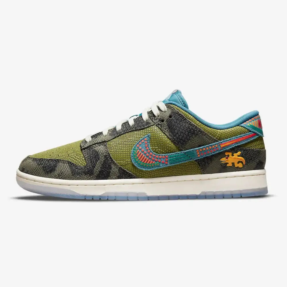 NK Dunk Low - PRM Siempre Familia