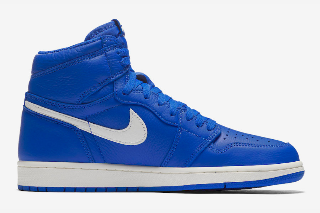 AJ 1 - Hyper Royal