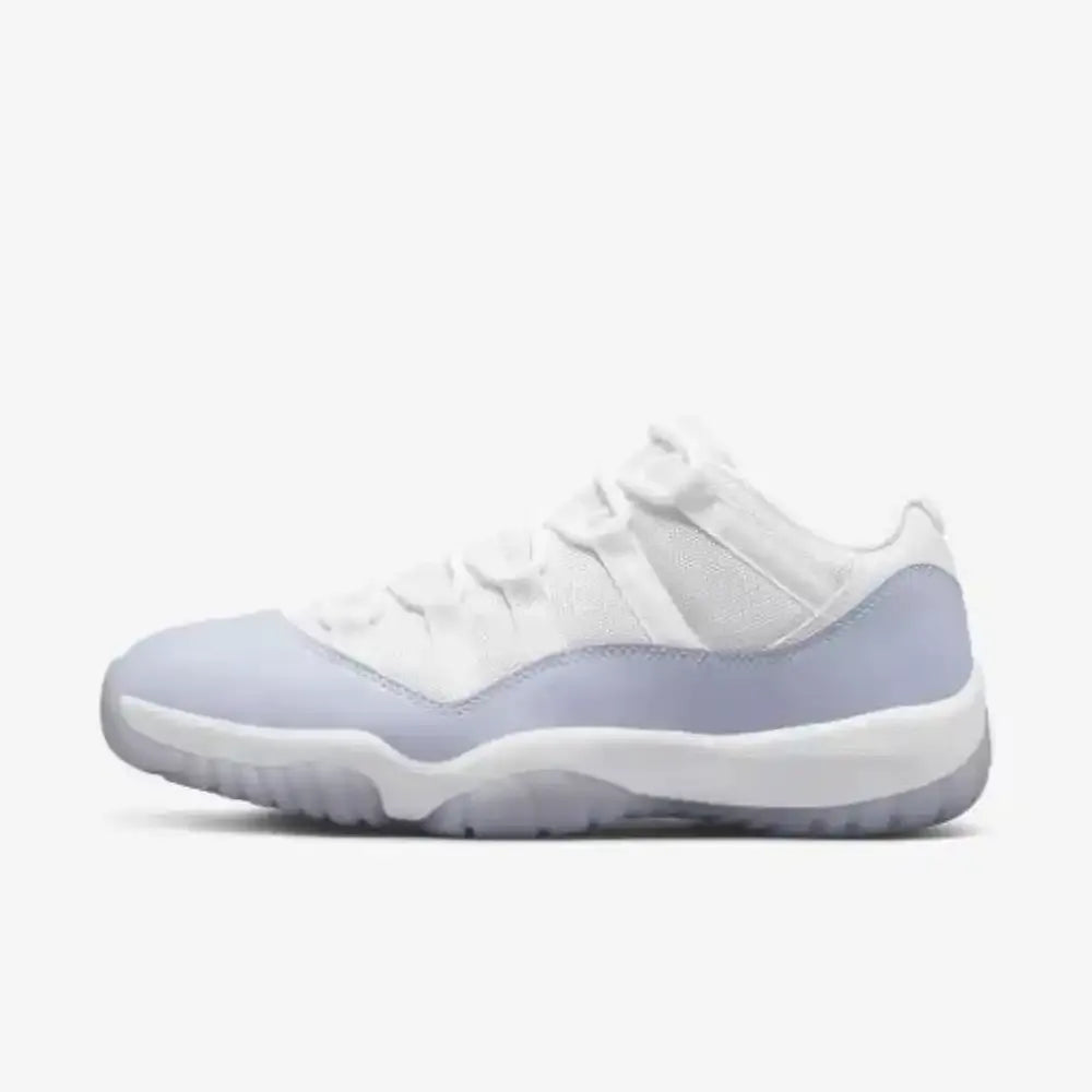AJ 11 Low - Pure Violet