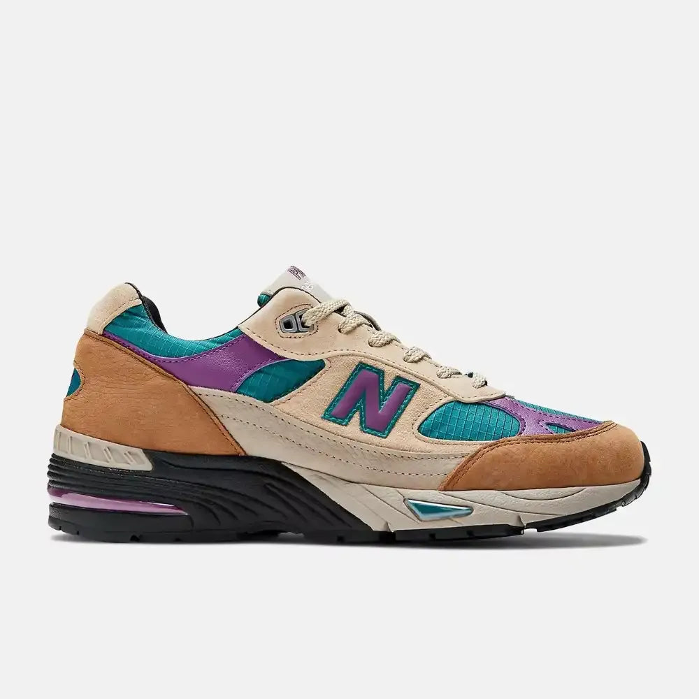 Palace x NB 991 Made in England – Taos Taupe/Grape Juice