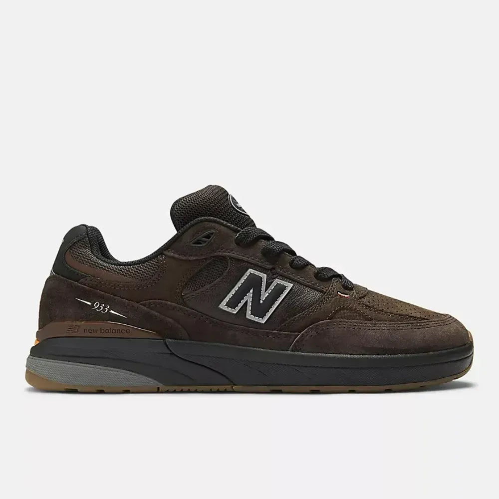 NB Numeric AR 933 – Brown/Black