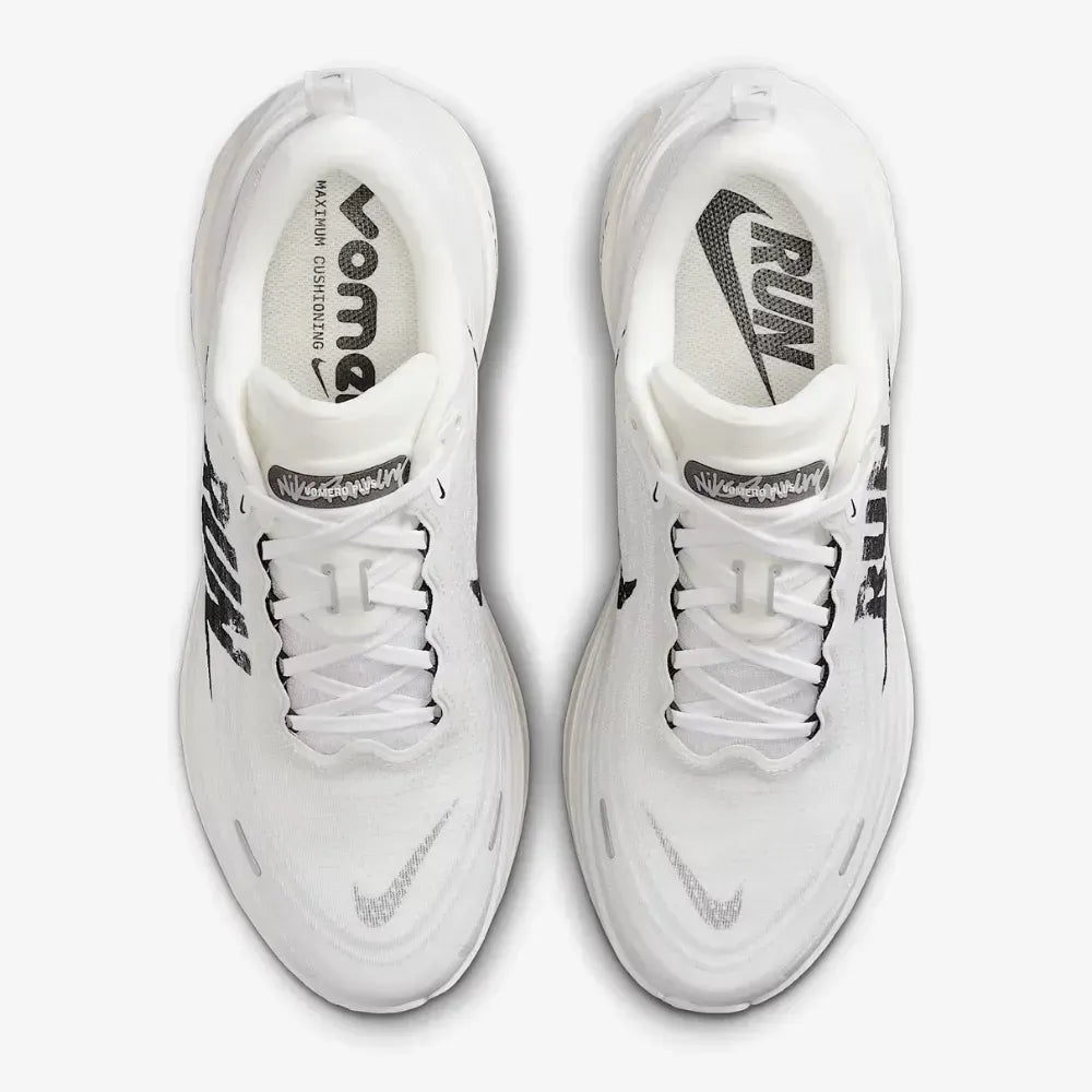 NK Vomero Plus Summit White Vast Grey Sail Black