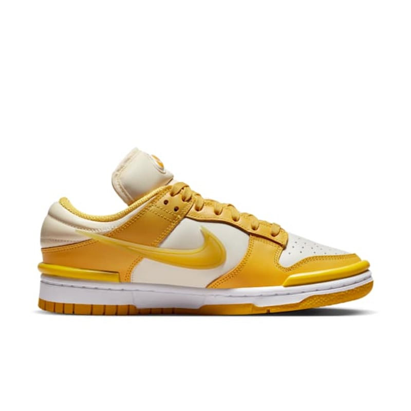 NK Dunk Low Twist - Vivid Sulfur