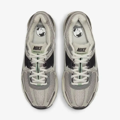 NK Zoom Vomero 5 Cobblestone and Flat Pewter