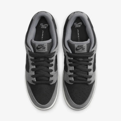NK Dunk Low - Dark Smoke Grey