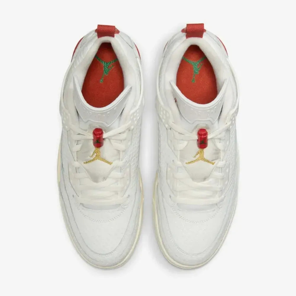 AJ Spizike Low El Vuelo