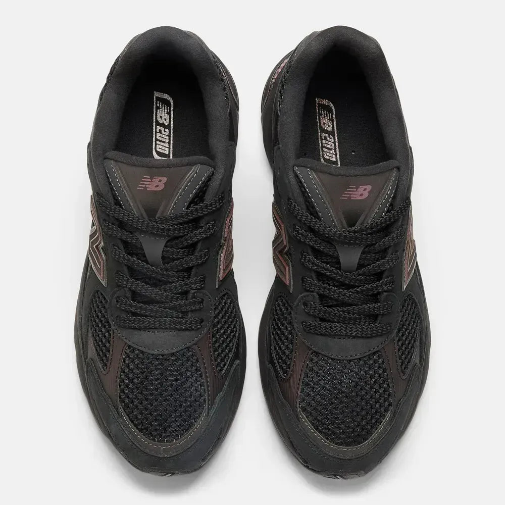 NB 2010 - Metallic Black