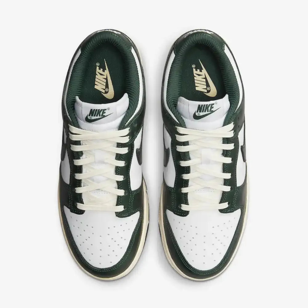 NK Dunk Low - Aged Green