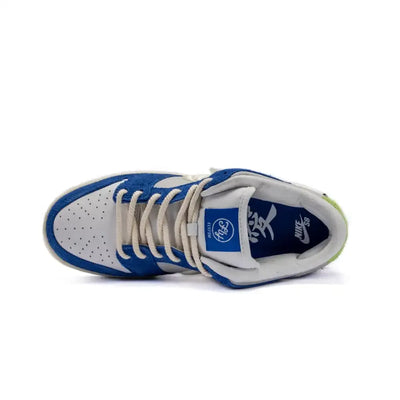 NK Dunk Low - Fly Streetwear