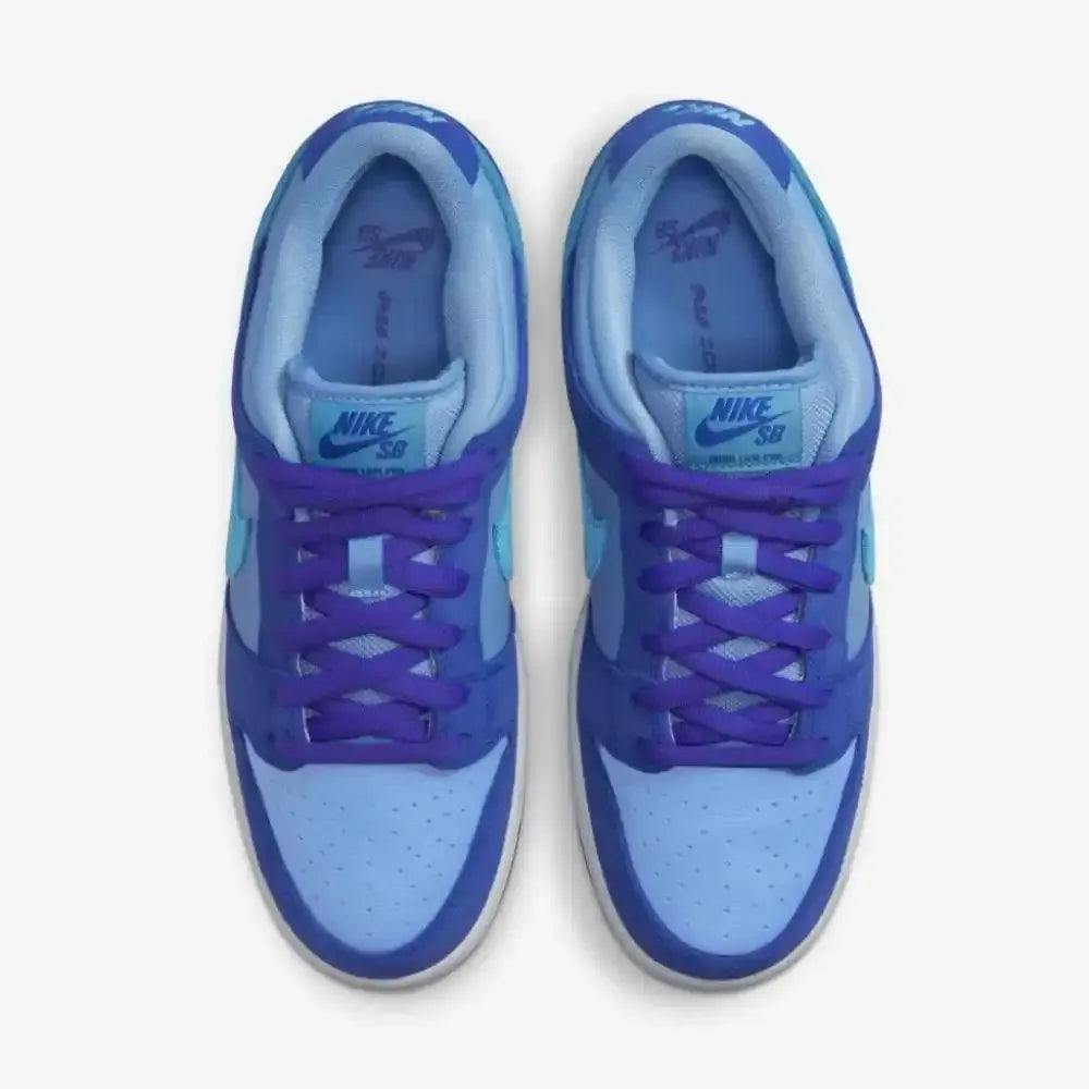 NK SB Dunk Low Blue Raspberry