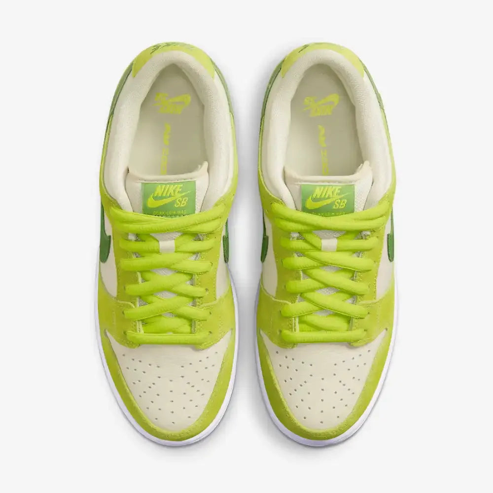 NK Dunk Low - Sour Apple