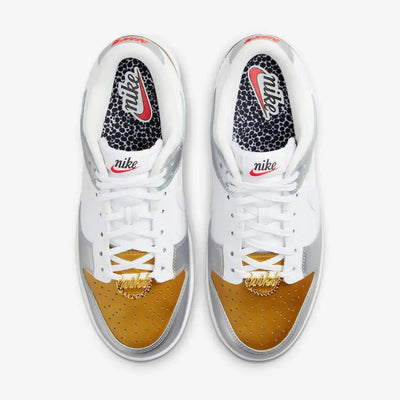 NK Dunk Low - Metallic