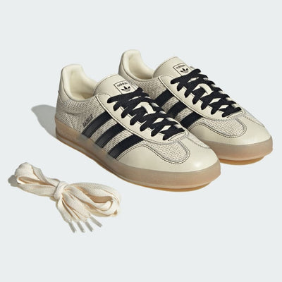 Ad Gazelle Indoor - Cream White/Core Black/Magic Beige